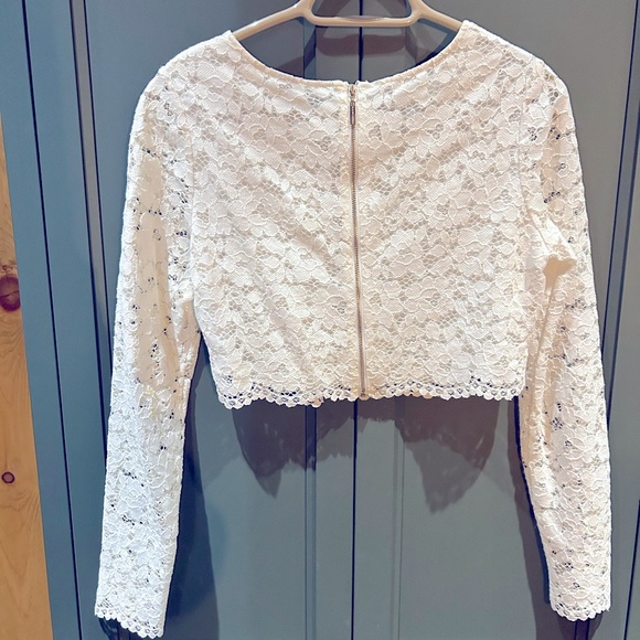 Lace long sleeve crop top - Picture 2 of 5